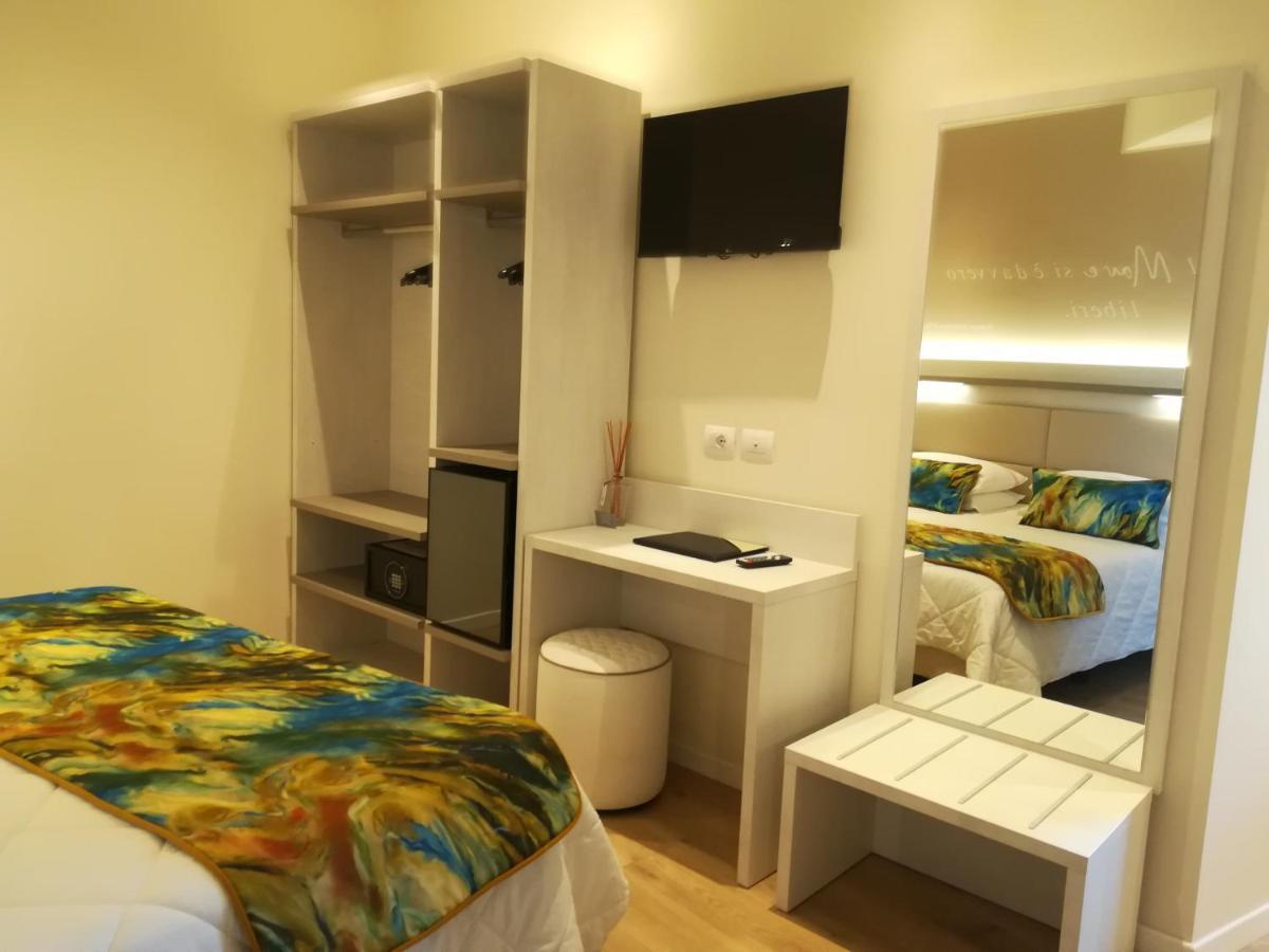 Roma Hotel 卡斯蒂里昂纳·德拉佩 外观 照片