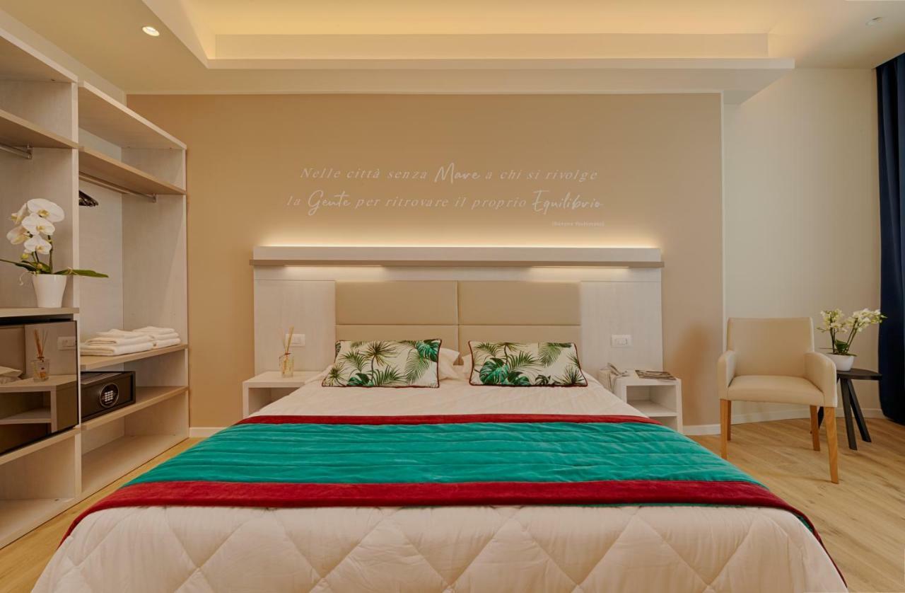 Roma Hotel 卡斯蒂里昂纳·德拉佩 外观 照片