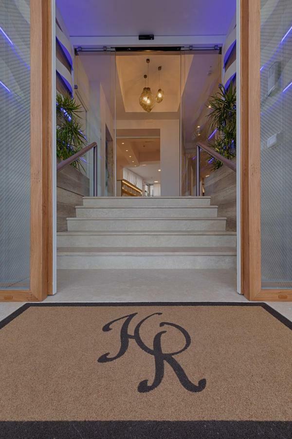 Roma Hotel 卡斯蒂里昂纳·德拉佩 外观 照片