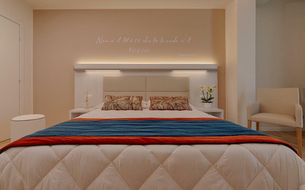 Roma Hotel 卡斯蒂里昂纳·德拉佩 外观 照片