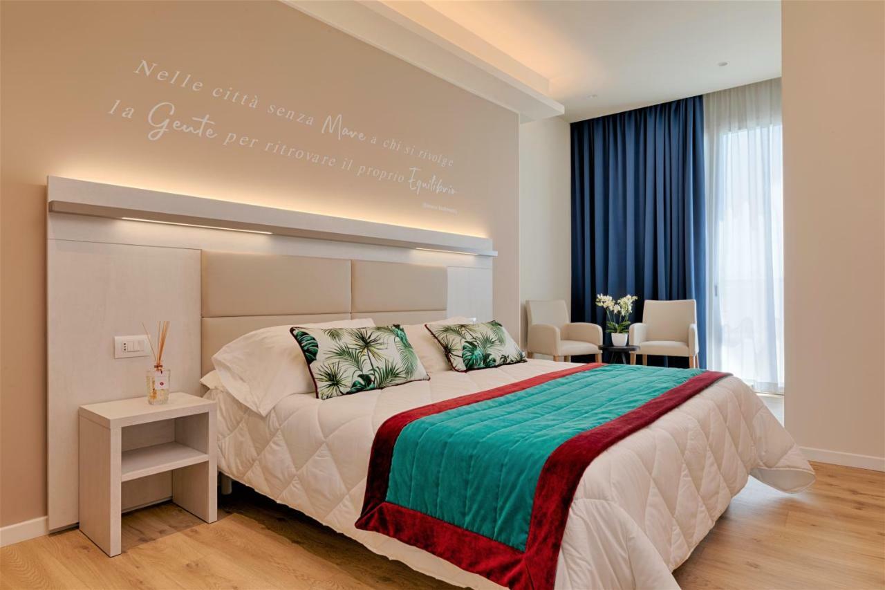 Roma Hotel 卡斯蒂里昂纳·德拉佩 外观 照片