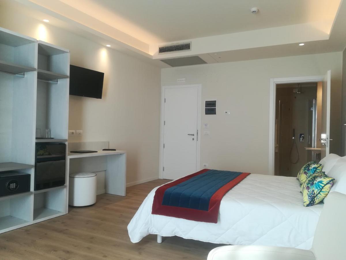 Roma Hotel 卡斯蒂里昂纳·德拉佩 外观 照片