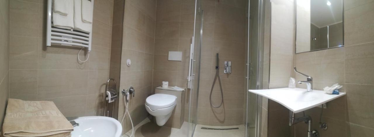 Roma Hotel 卡斯蒂里昂纳·德拉佩 外观 照片